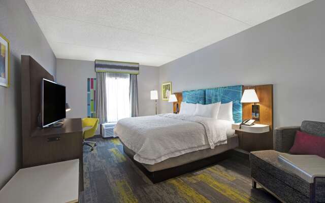 Hampton Inn & Suites Augusta West