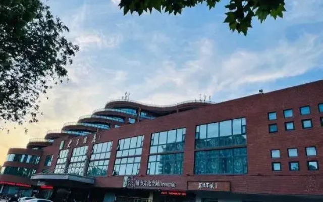 University Hotel