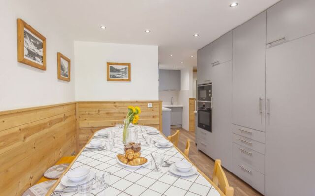 Le Grand Tichot A et B 28049