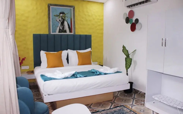 Royale Amata By the Beach