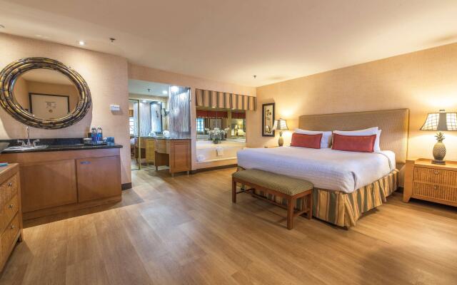 Best Western Plus Las Brisas Hotel