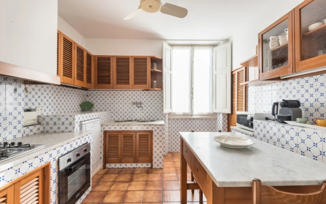 LEOPOLDA DREAM beautiful apartment sleeps 5!