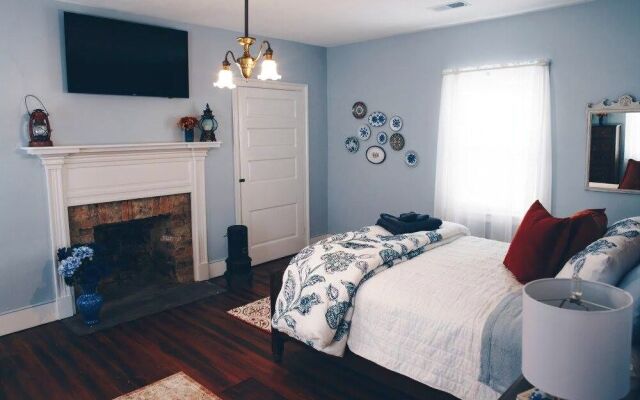 Holliday House Strasburg