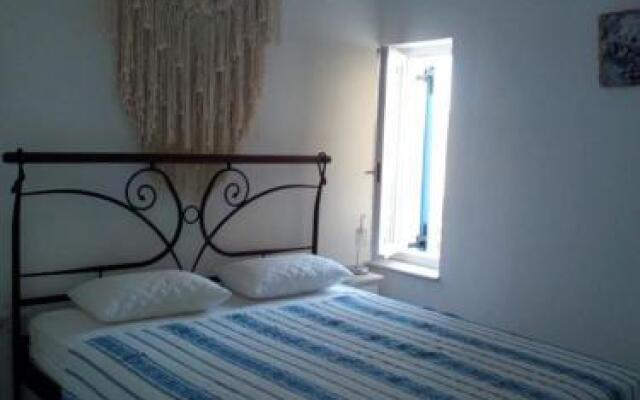 Holiday Home 2 Bedrooms 1 Bathroom - Paros
