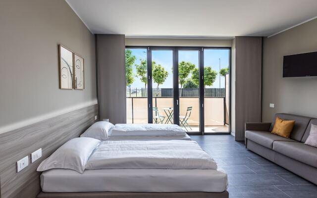 Virtual-Superior Apartments Milano Opera