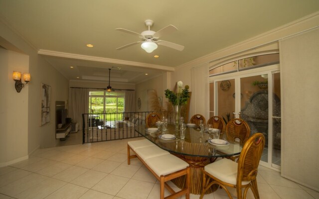 Colina 3F - 2 Bedr 2 Bath