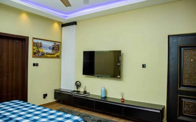 Js way Apartments and Executive Hotel