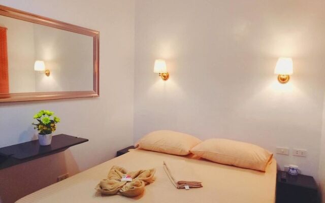 Citi Island Suites