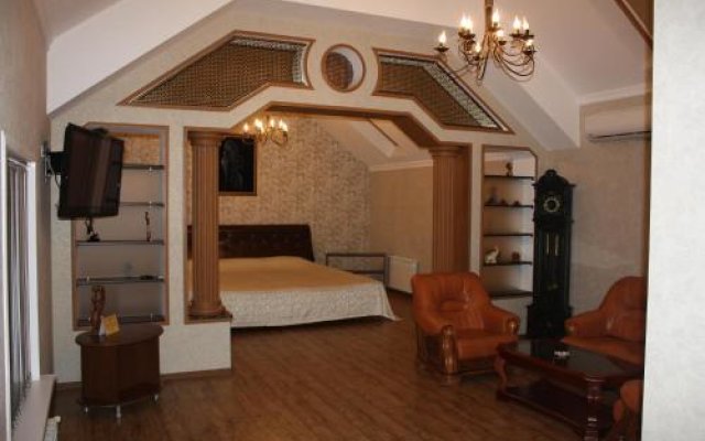 Guest House on Idarova 16