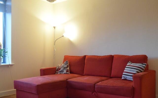 Charming 1 Bedroom Property Next to Clapham Common