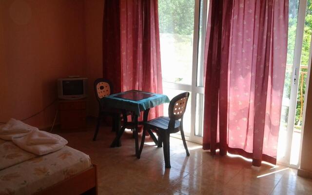 Standard Double Room in Dafinka Guest House