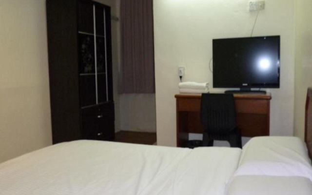 Hotel Merry