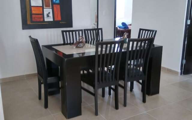 Tulipanes Beach Apartment