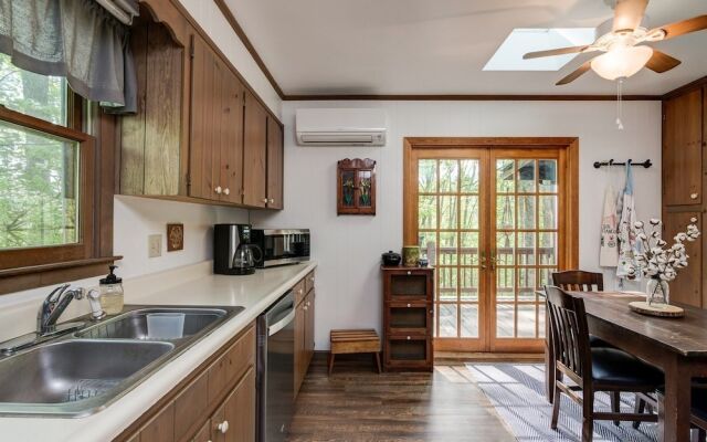 Spy Rock - 3 Br Cabin