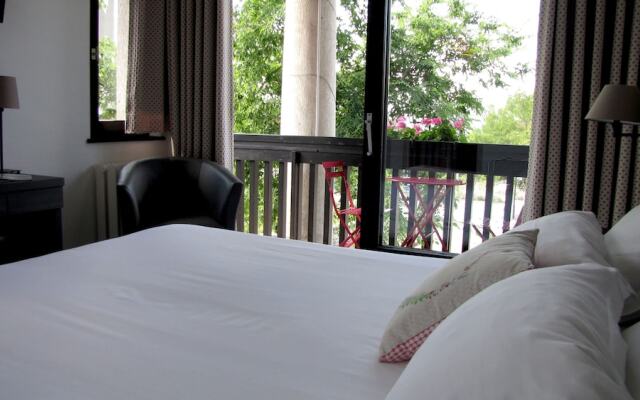 Logis Hôtel Annecy Nord / Argonay