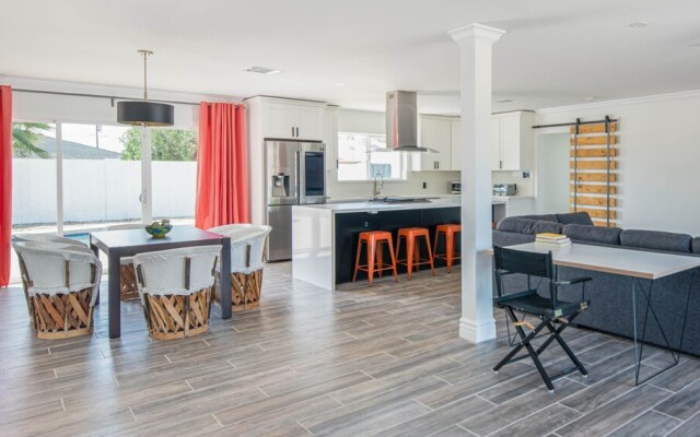 Spacious 4BR Near Old Town by WanderJaunt