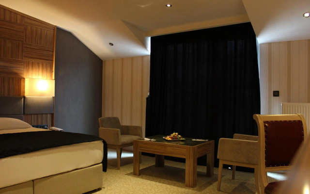 Neba Royal Hotel