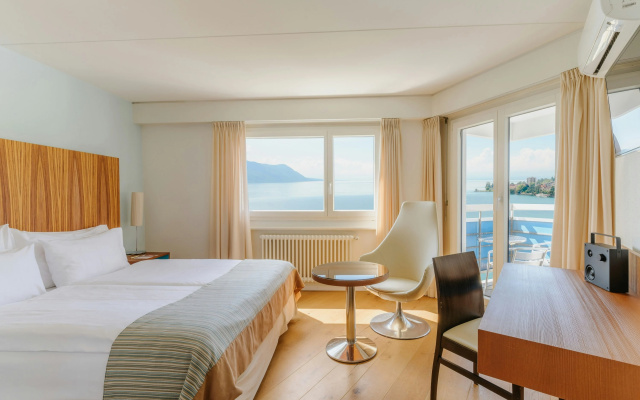 Hotel Mona