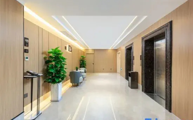 Xiangjiang Hotel Shishi