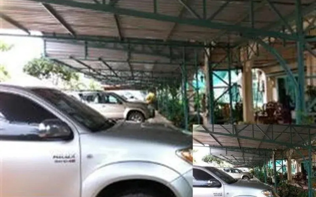 Dok Champa Guesthouse