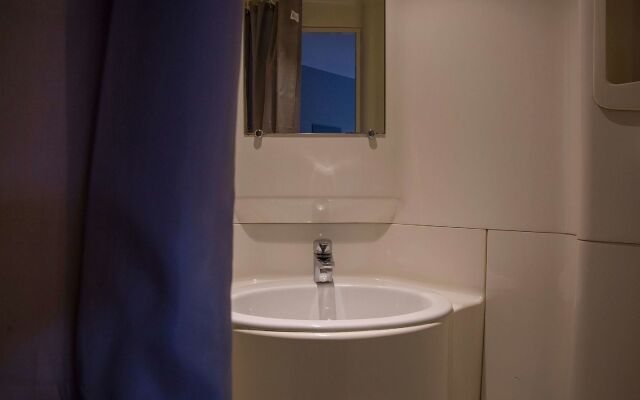 Kyriad Direct Orleans Ouest