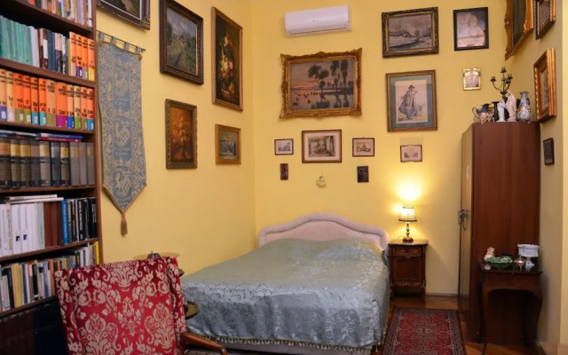 Central Holiday Apartments