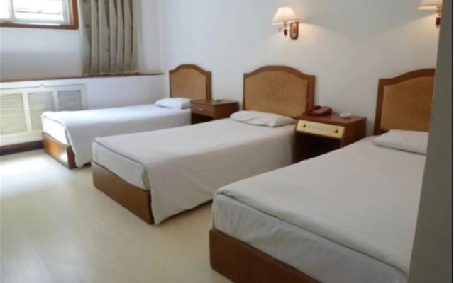 Xinzhan Business Hotel
