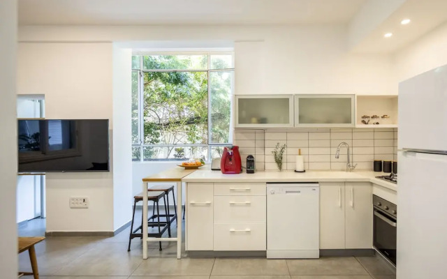 North Tel Aviv Garden Haven by SeaN'Rent