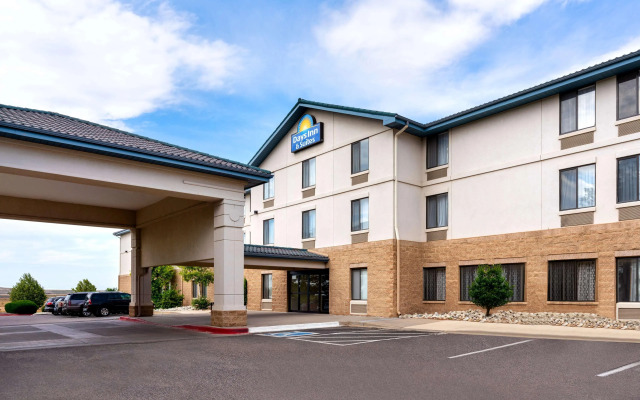 Days Inn & Suites Denver International Airport