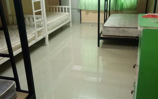 Pattaya Backpackers - Adults Only