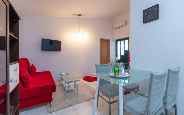 House Roza