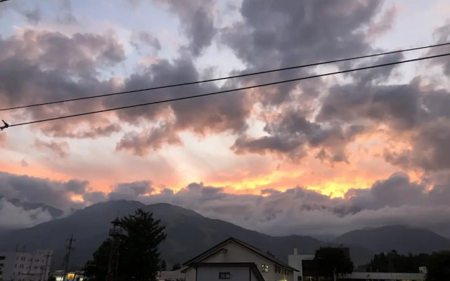 Hakuba Station Guest House Hostel eN