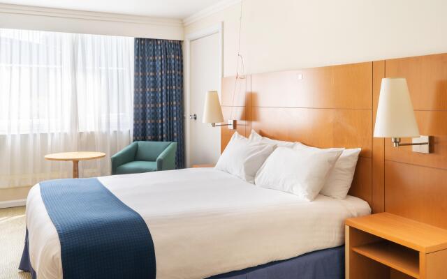 Holiday Inn Gloucester-Cheltenham, an IHG Hotel