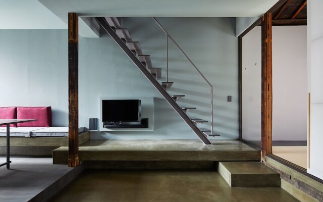 YADORU KYOTO HANARE Dokutsu No Yado