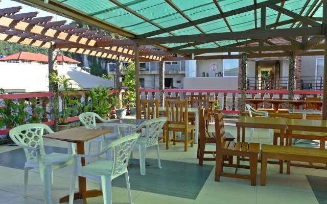 Nido Bay Inn
