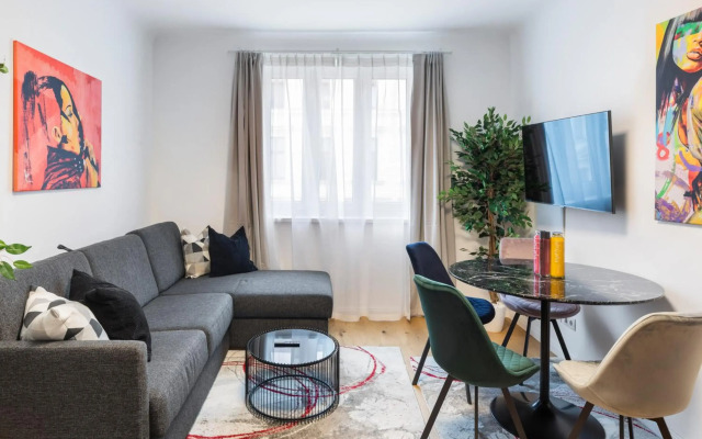 SKY9 Apartments District 3