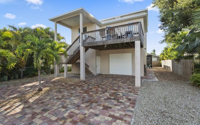 Miramar Beach House - Four Bedroom Home