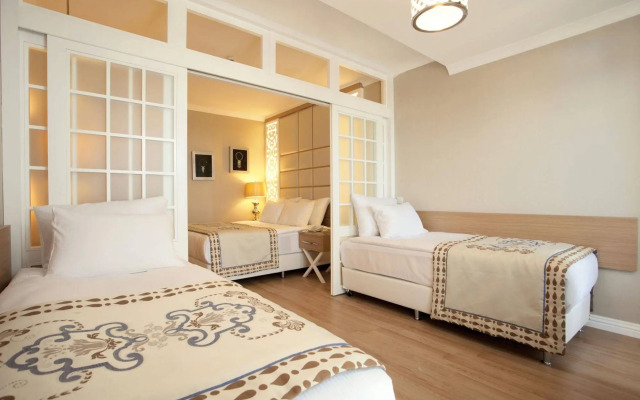 Quattro Beach Spa & Resort Hotel
