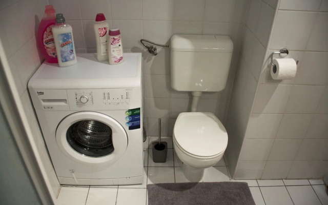 Swallow's Nest in the Old Town Center