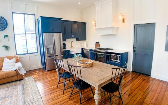 Guesthouse Charleston EAST 46 G and H