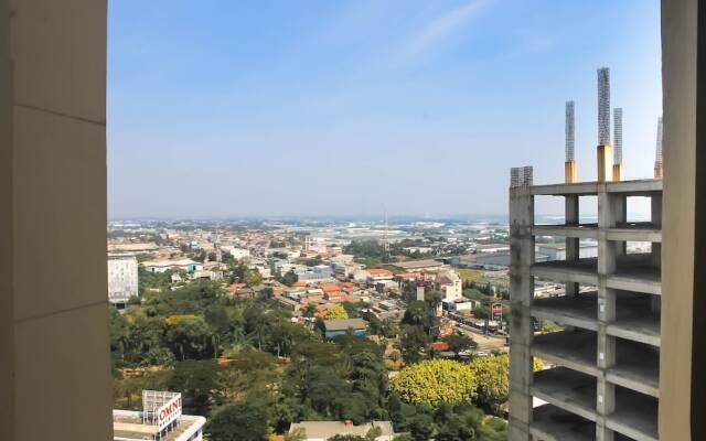 Spacious 1 BR at The Oasis Cikarang Apartment