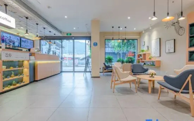 HanTing Hotel (Chongqing Wanzhou)