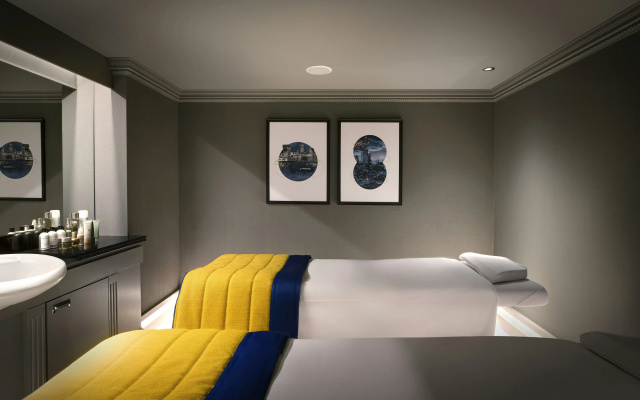 Leonardo Royal Hotel London City
