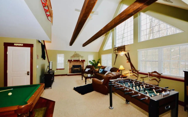 Mt. Maplewood Split Chalet