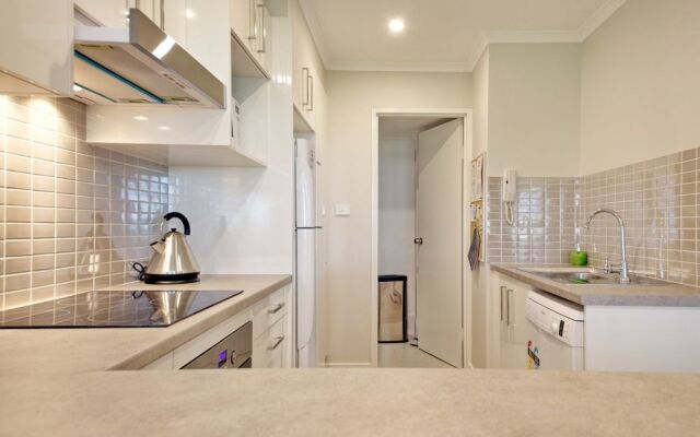 Bay Parklands, Unit 19/2 Gowrie Avenue