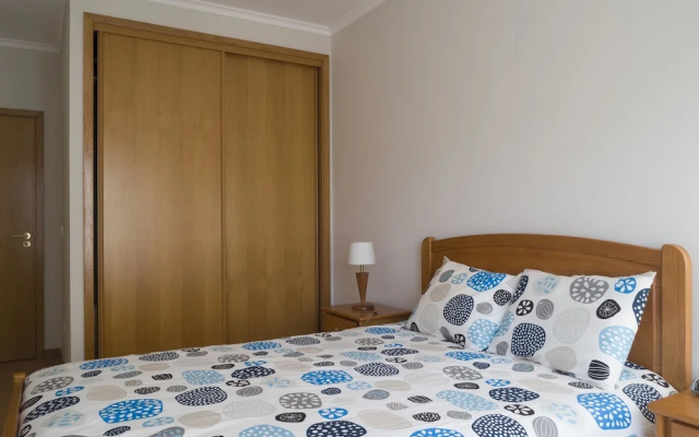 Madalena Beach Apartment by MP