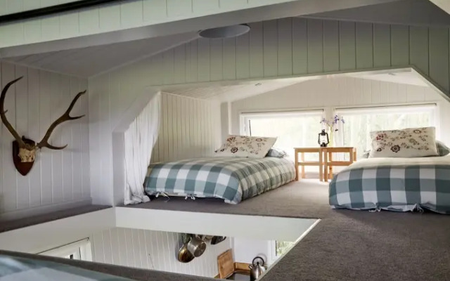 Extraordinary Huts