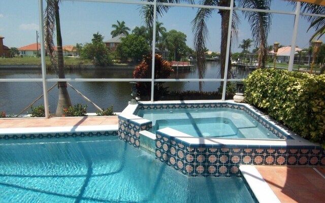 Lady Jane Pool/spa Home Close to Shopping and Restaurants 1049