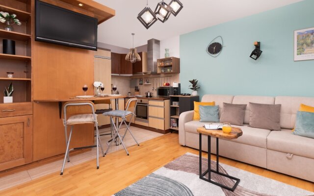 Subtle and Cosy Studio by Renters