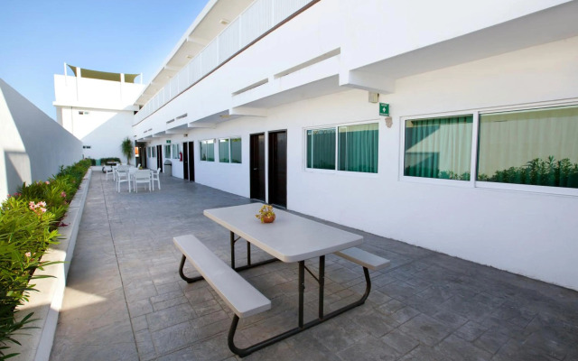 Hotel del Sol